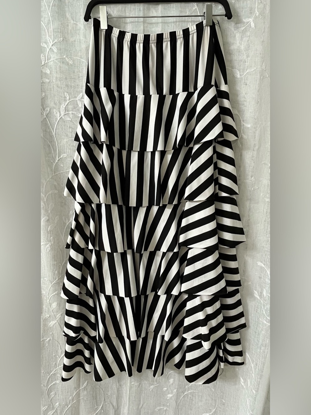 Nuggles Black and White Striped Tiered Midi Skirt Size Medium